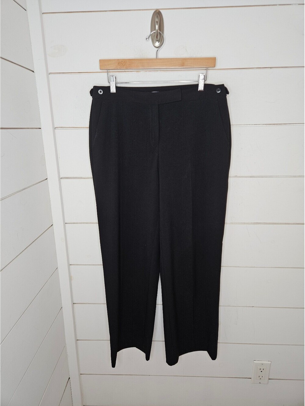 Emma James by Liz Claiborne size 12 black cropped dress pants